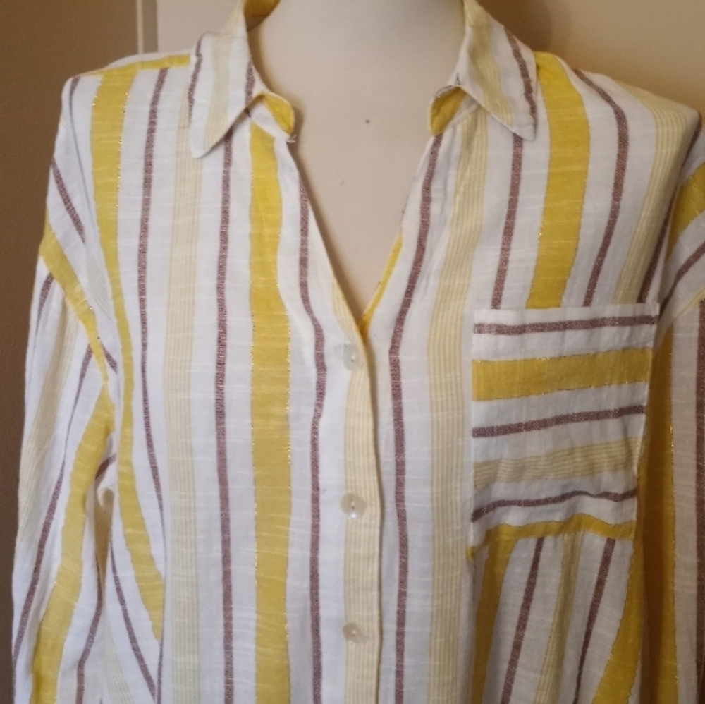 NWOT Women's CZ COLLECTION shirt